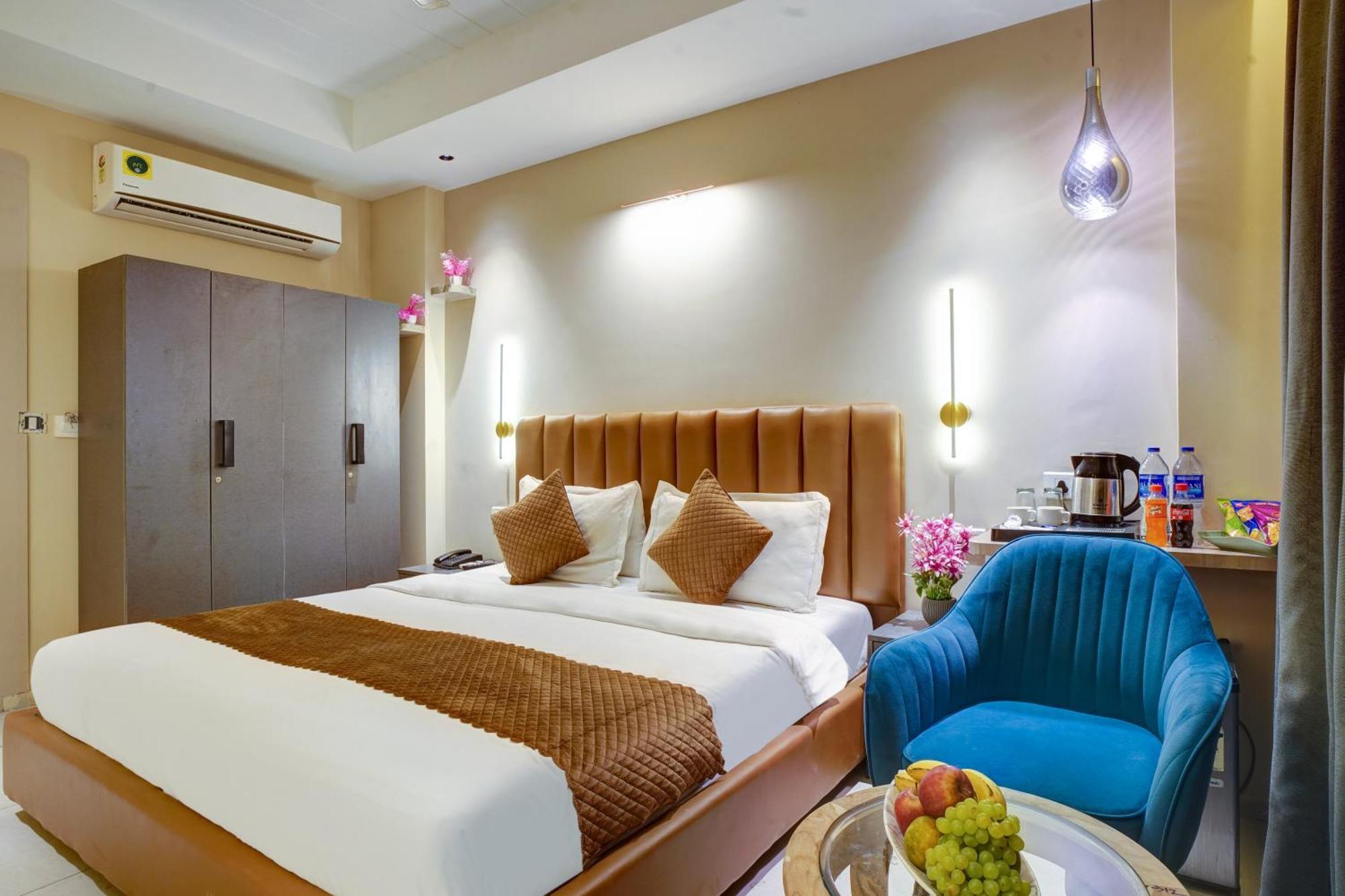 Rjk Stay - Sohna Road & Spaze It Park Gurgaon Extérieur photo