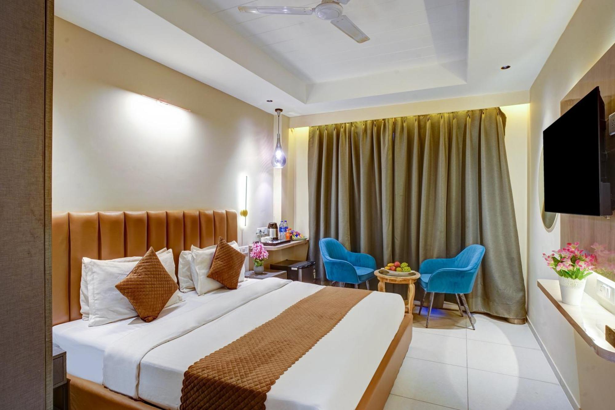 Rjk Stay - Sohna Road & Spaze It Park Gurgaon Extérieur photo