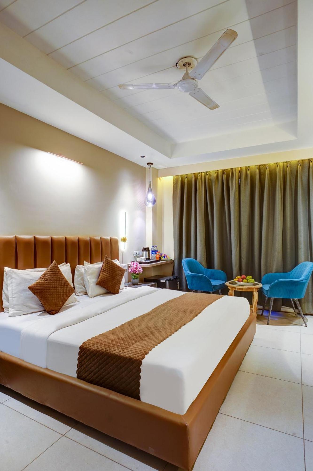 Rjk Stay - Sohna Road & Spaze It Park Gurgaon Extérieur photo