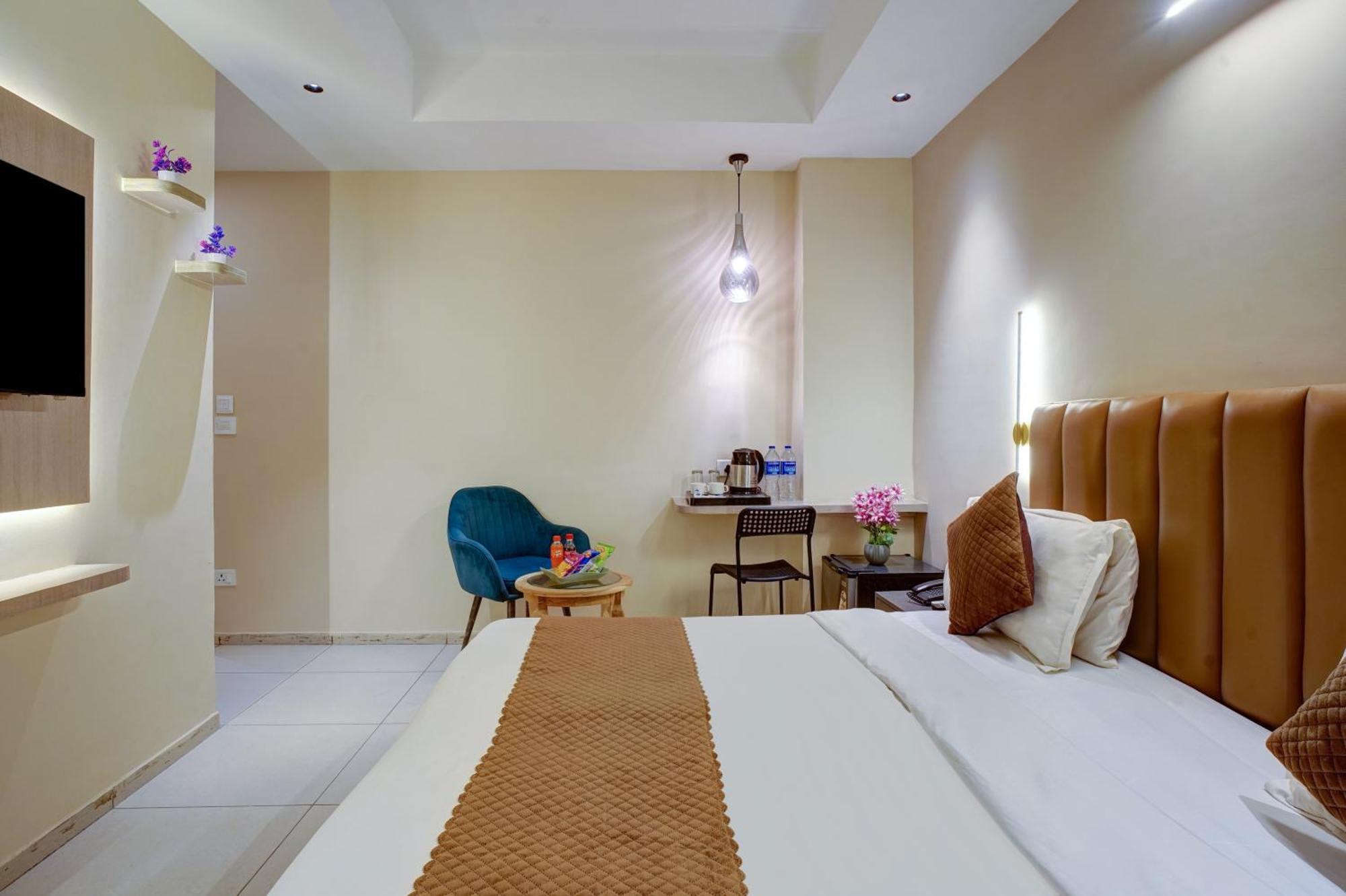 Rjk Stay - Sohna Road & Spaze It Park Gurgaon Extérieur photo