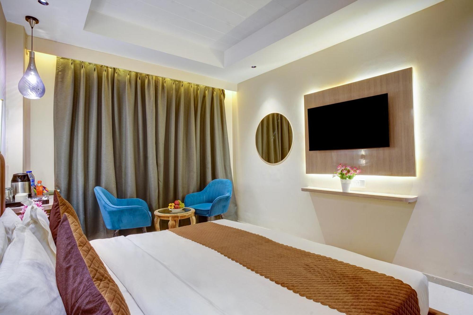 Rjk Stay - Sohna Road & Spaze It Park Gurgaon Extérieur photo